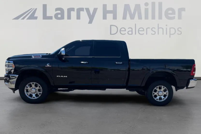 2022 Ram 2500 Laramie photo 1
