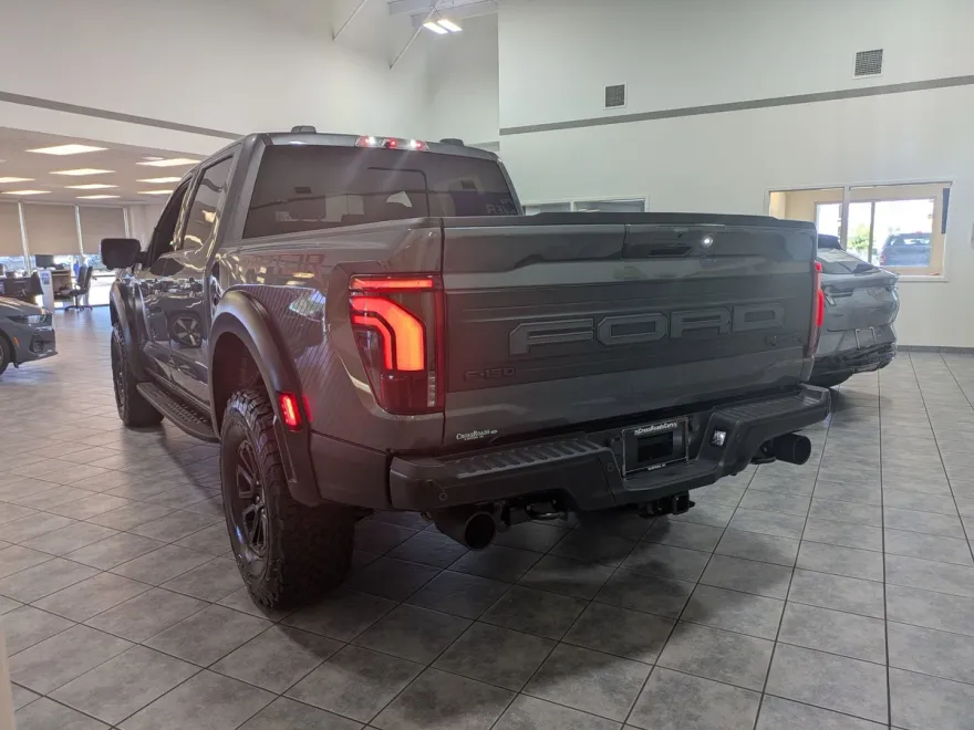 2025 Ford F-150 Raptor photo 1