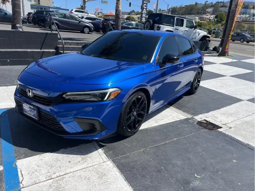 2024 Honda Civic Sport photo 1