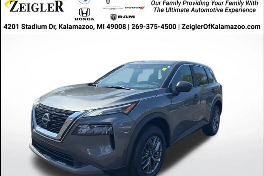 2023 Nissan Rogue S AWD photo 1