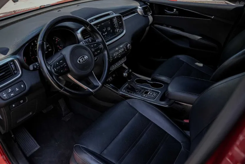2018 Kia Sorento EX photo 1
