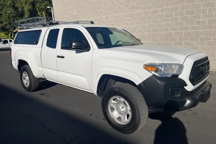 2020 Toyota Tacoma SR photo 1