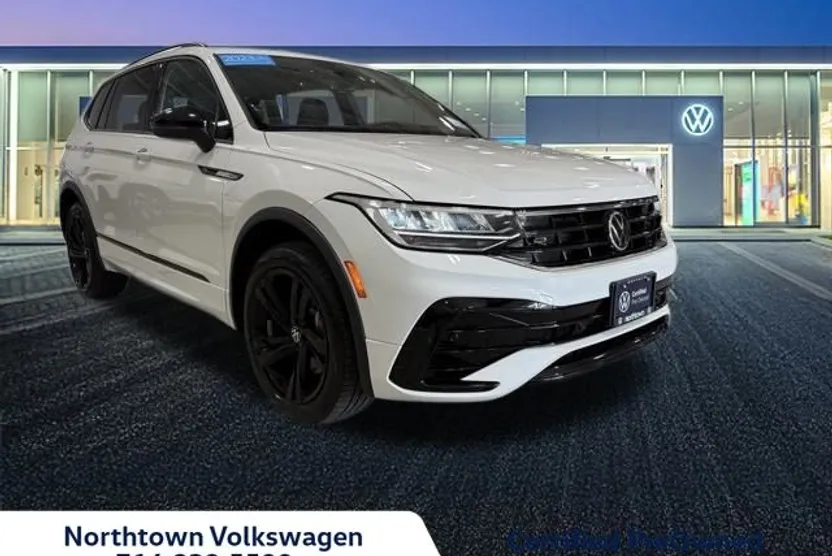2023 Volkswagen Tiguan SE R-Line Black photo 1