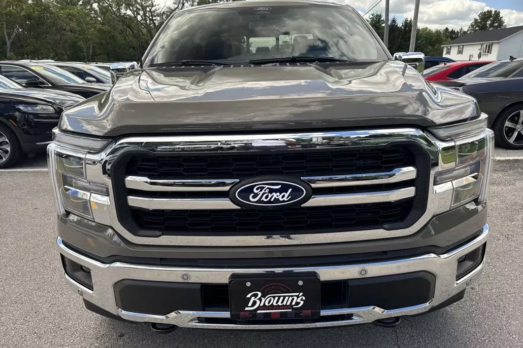 2025 Ford F-150 Lariat photo 1