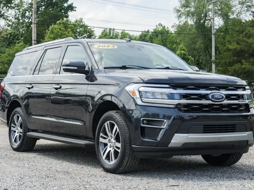 2024 Ford Expedition MAX Limited photo 1