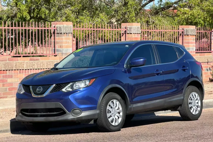 2019 Nissan Rogue S photo 1