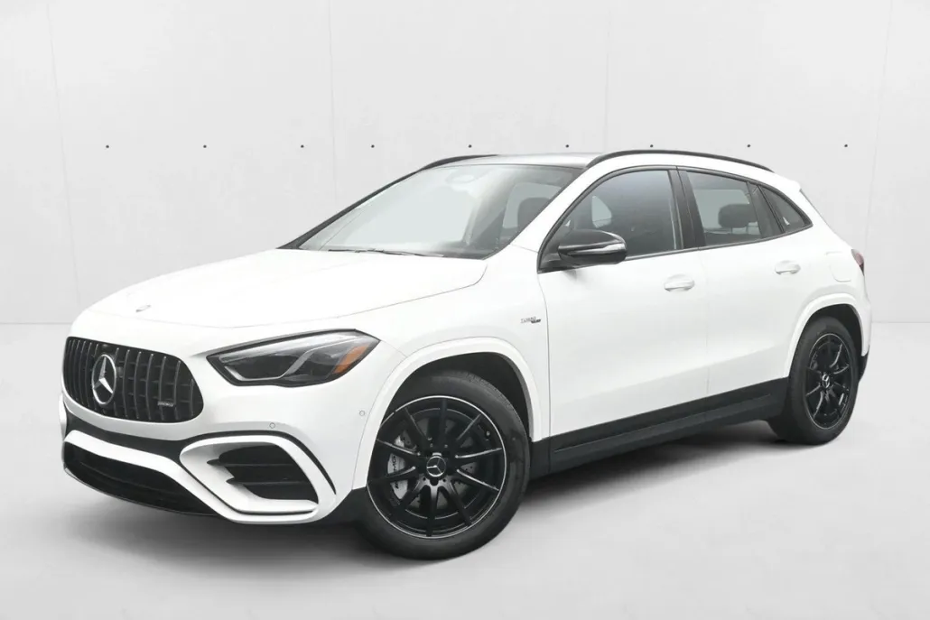 2025 Mercedes Benz GLA AMG 35 4MATIC photo 1