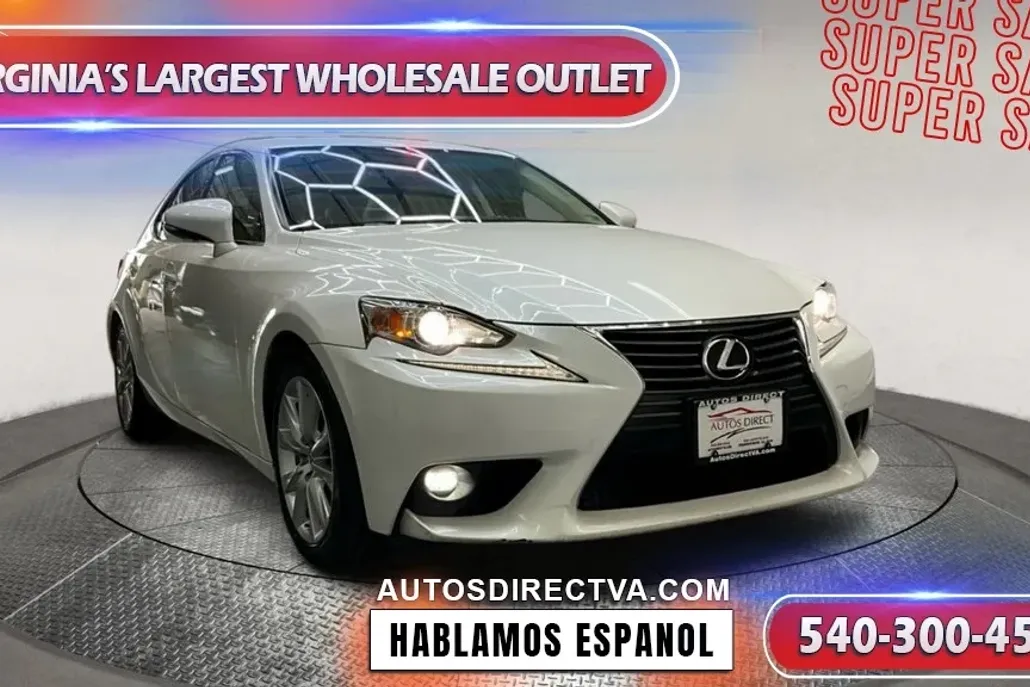 2016 Lexus IS 200t photo 1