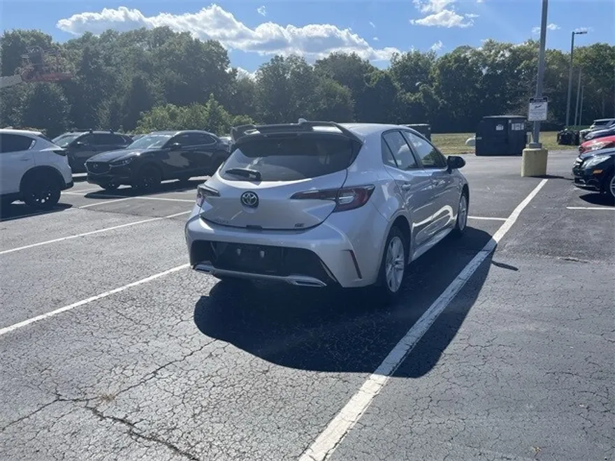 2022 Toyota Corolla SE photo 1