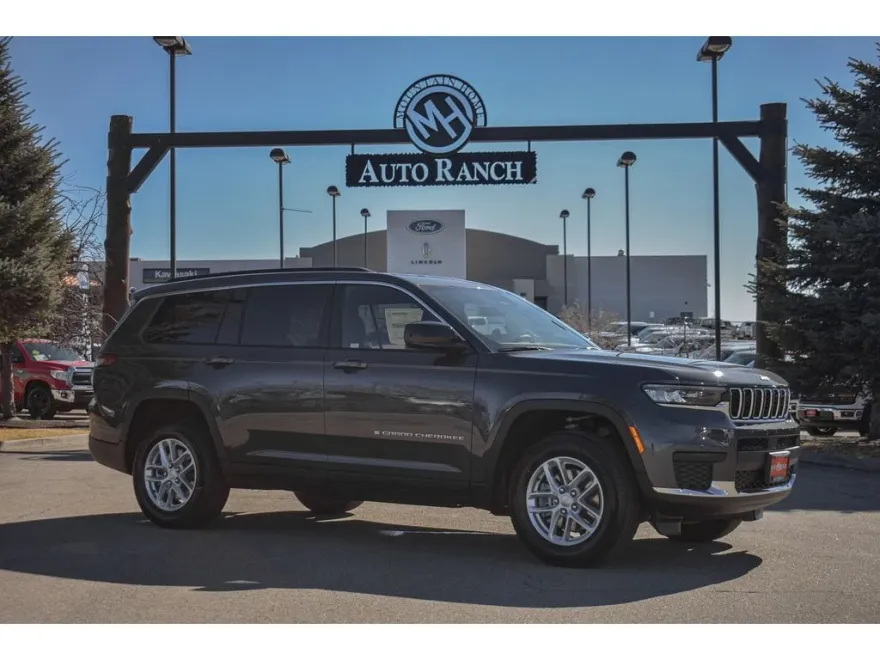 2025 Jeep Grand Cherokee Laredo X photo 1
