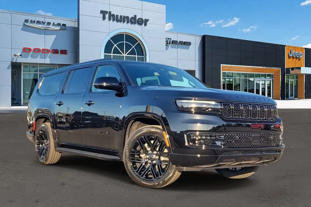2025 Jeep Wagoneer L Series II Carbide photo 1