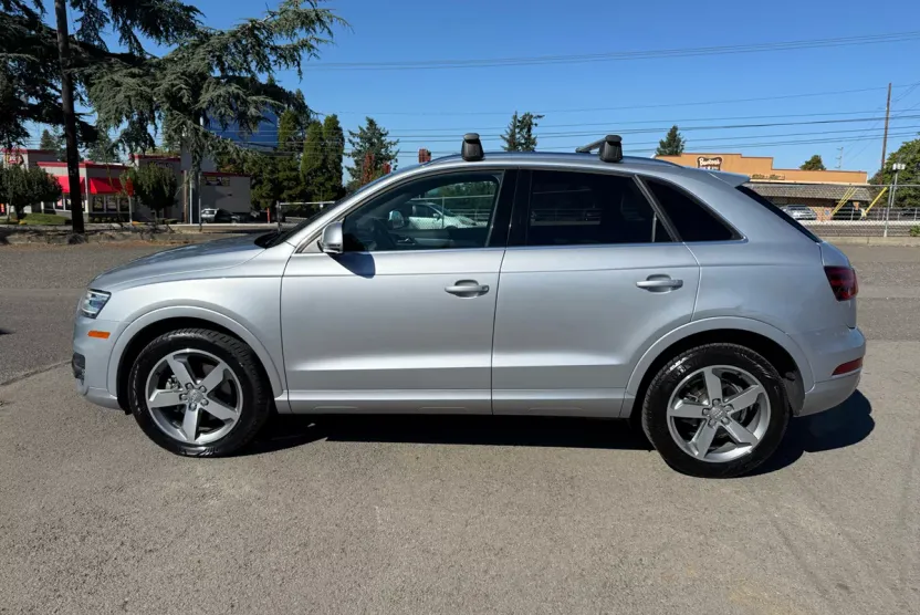 2015 Audi Q3 Premium Plus photo 1