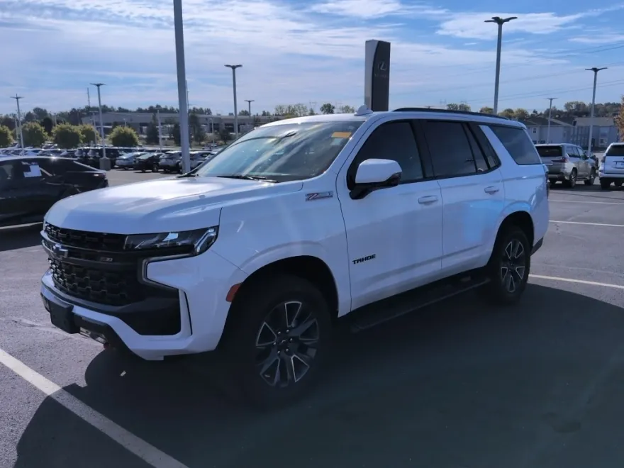 2023 Chevrolet Tahoe Z71 photo 1