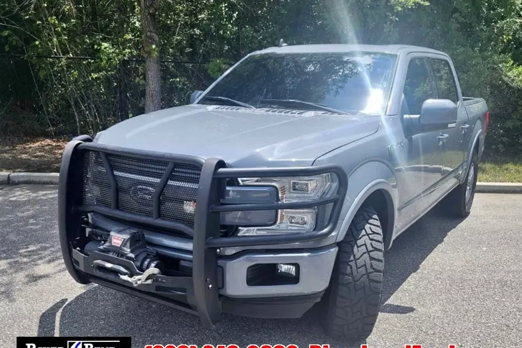2019 Ford F-150 Lariat photo 1