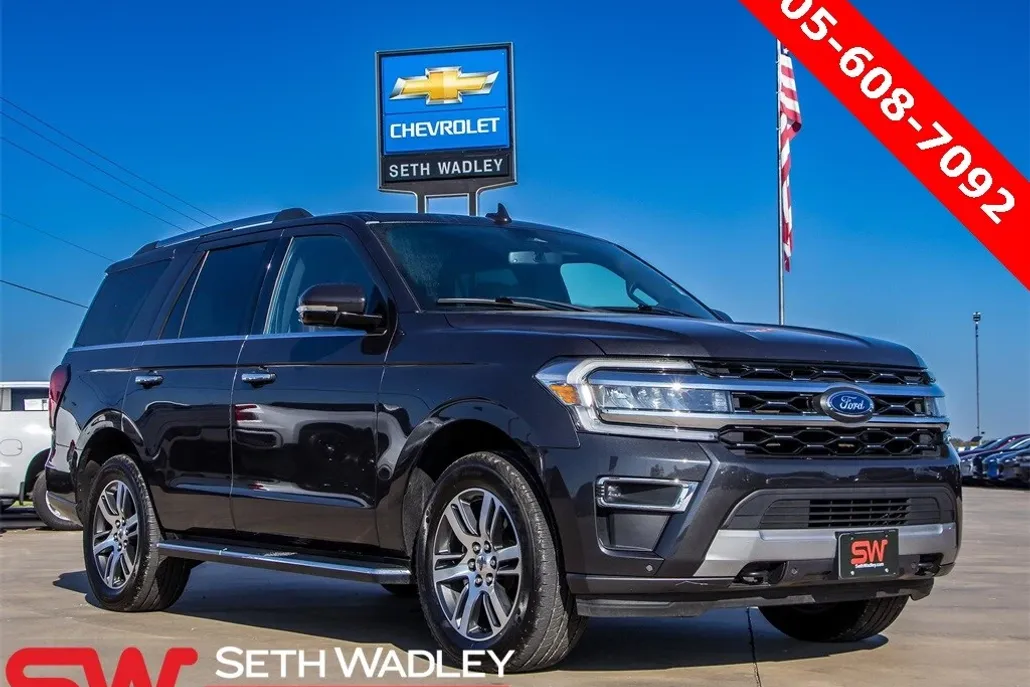 2023 Ford Expedition Limited photo 1
