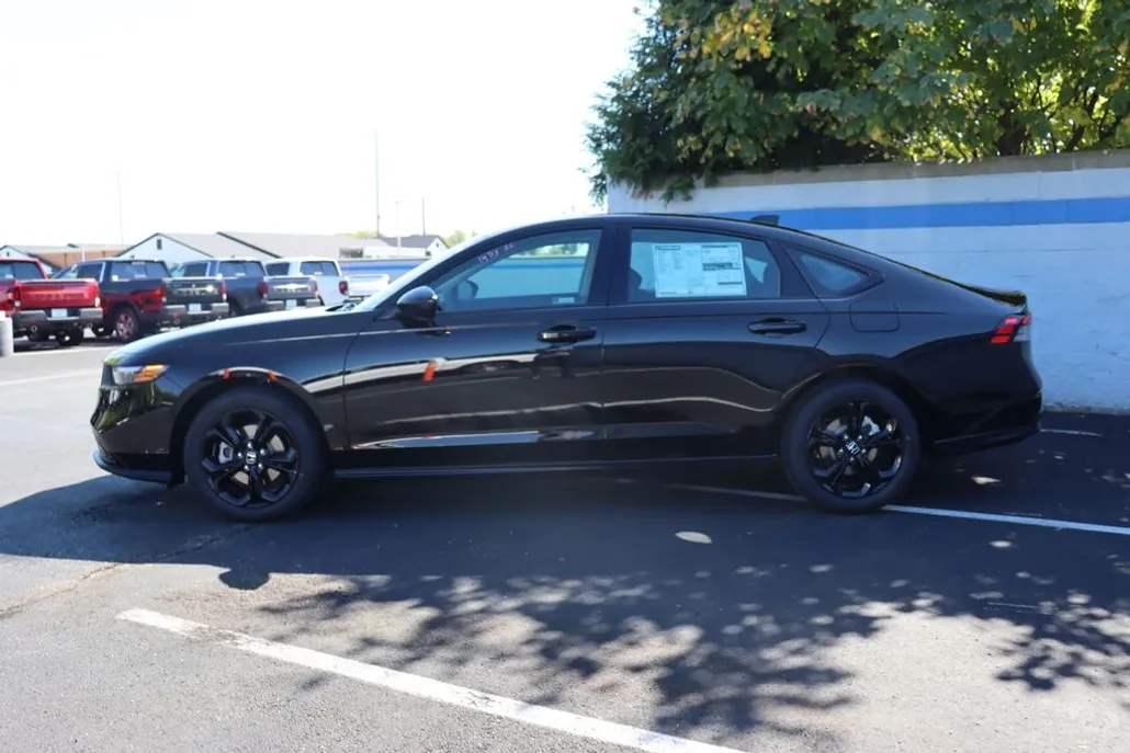 2025 Honda Accord SE photo 1
