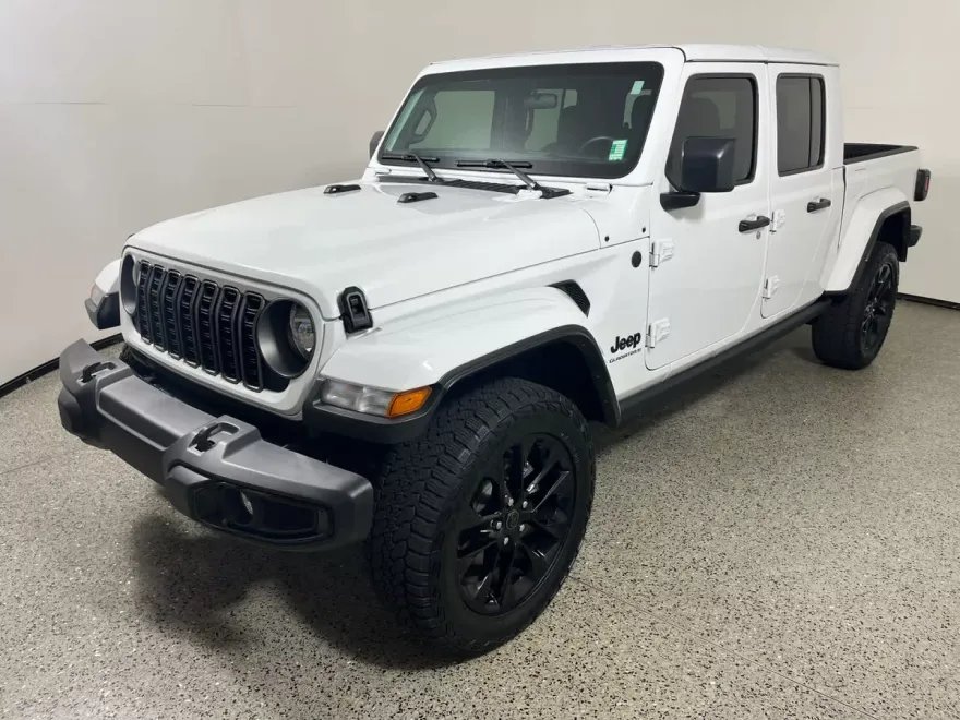 2025 Jeep Gladiator photo 1
