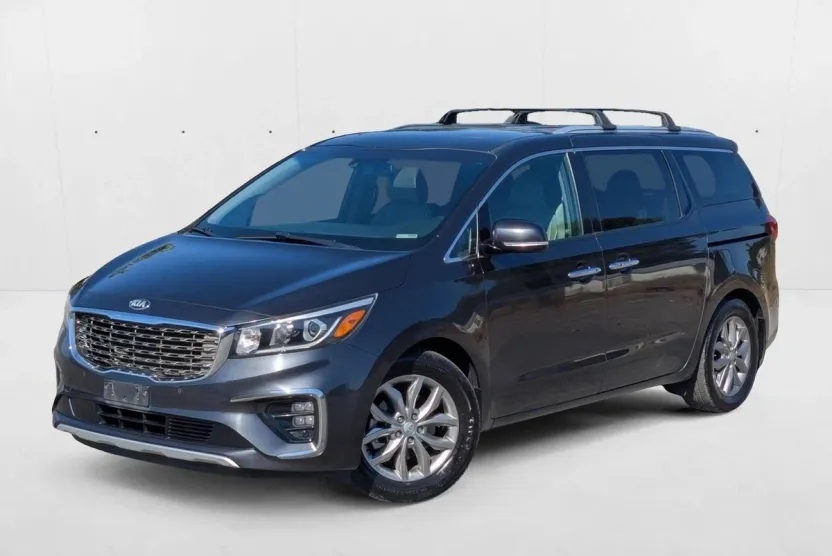 2019 Kia Sedona EX photo 1