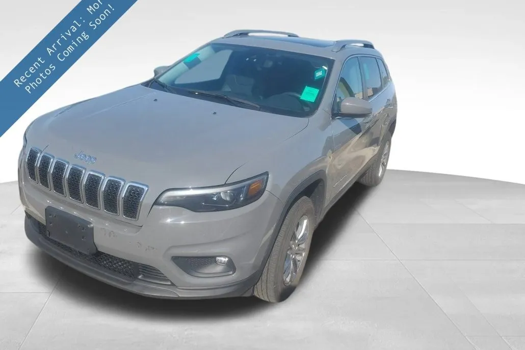 2021 Jeep Cherokee Latitude Lux photo 1