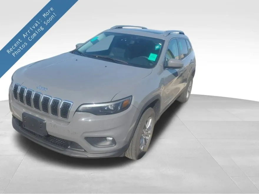2021 Jeep Cherokee Latitude Lux photo 1