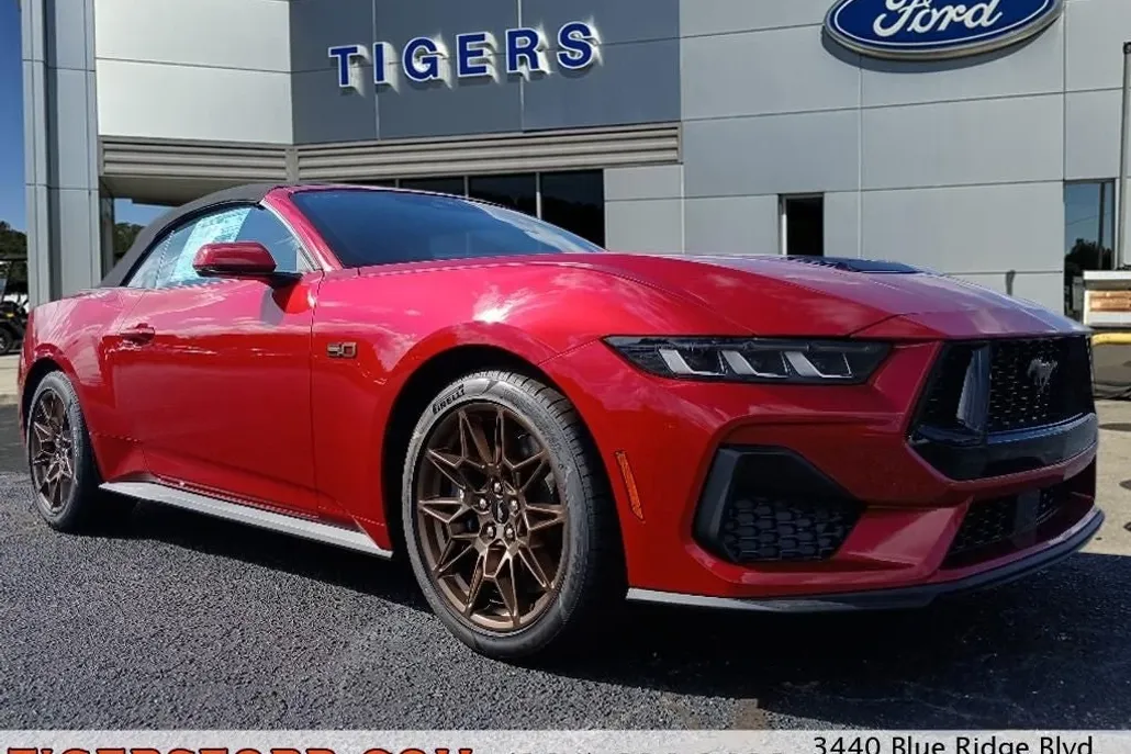 2024 Ford Mustang GT Premium photo 1