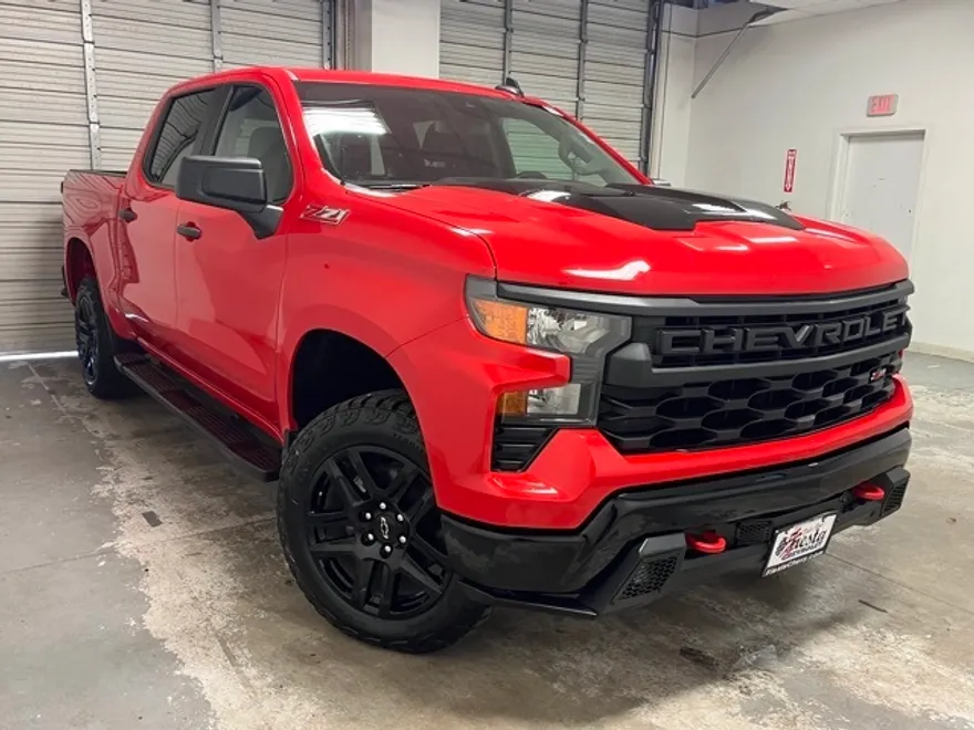2023 Chevrolet Silverado 1500 Custom Trail Boss photo 1