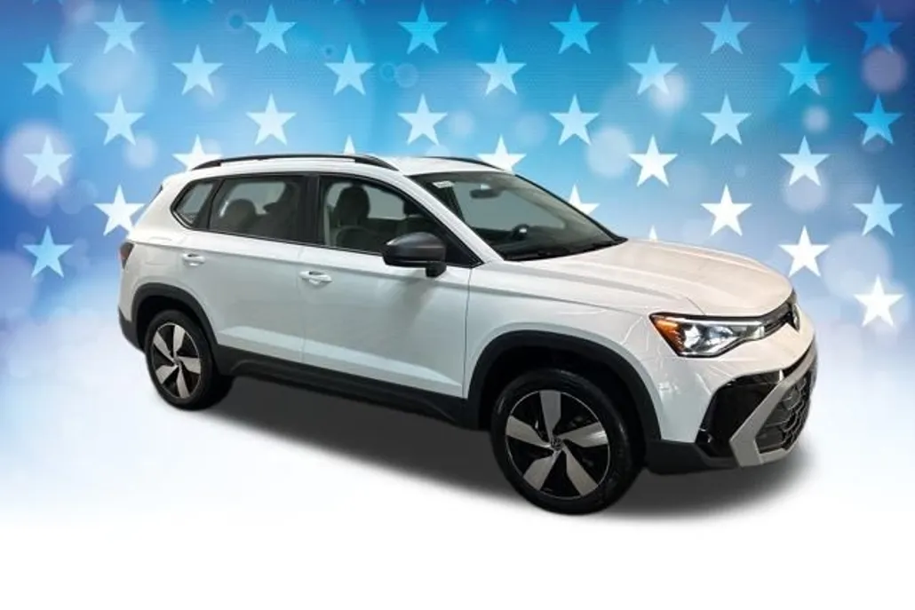 2025 Volkswagen Taos S photo 1