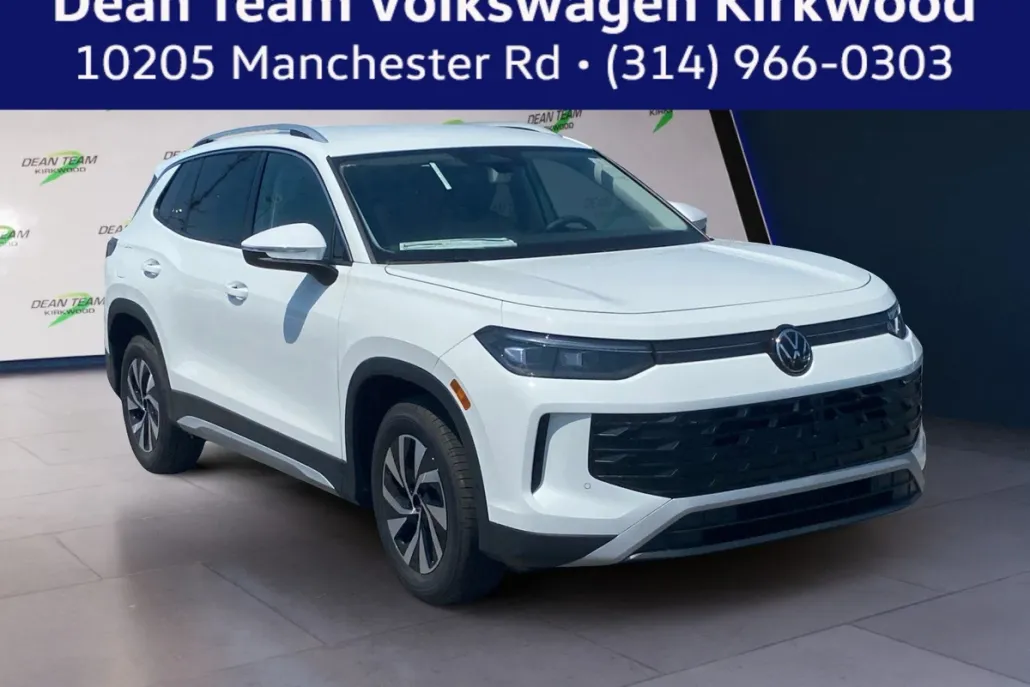 2025 Volkswagen Tiguan S photo 1