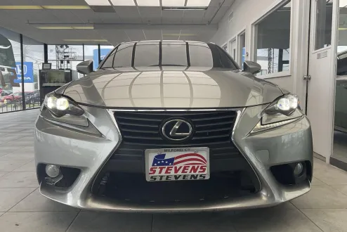 2014 Lexus IS 250 photo 2