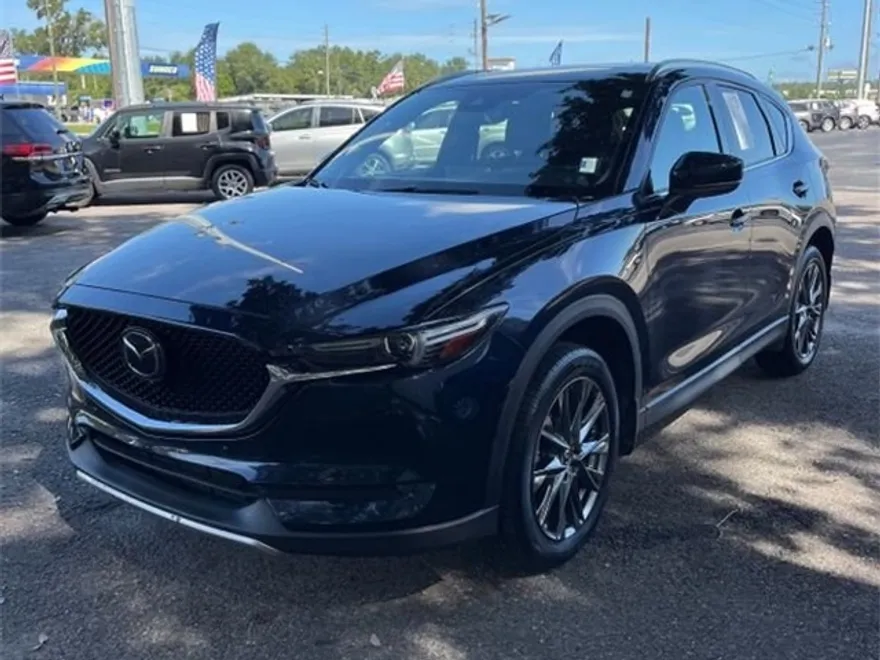 2019 Mazda CX-5 Signature photo 1