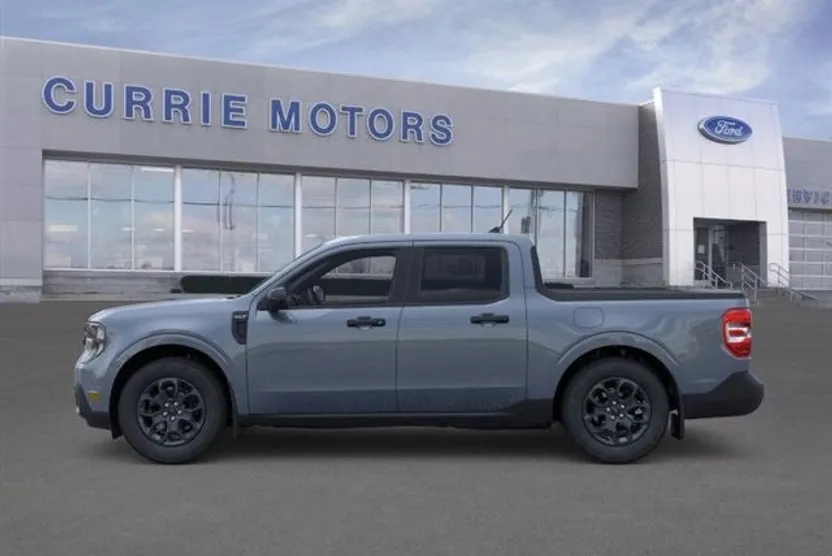 2025 Ford Maverick XLT photo 1