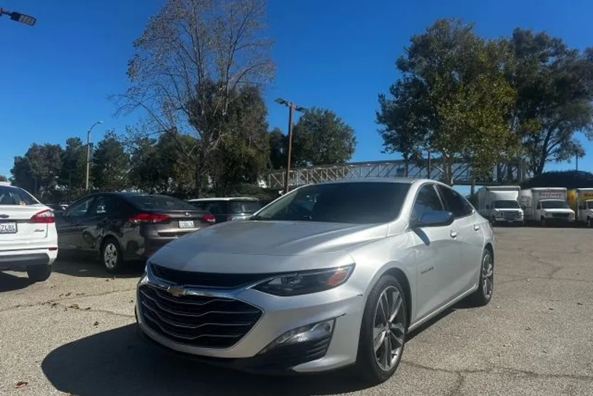 2020 Chevrolet Malibu 1LT photo 1