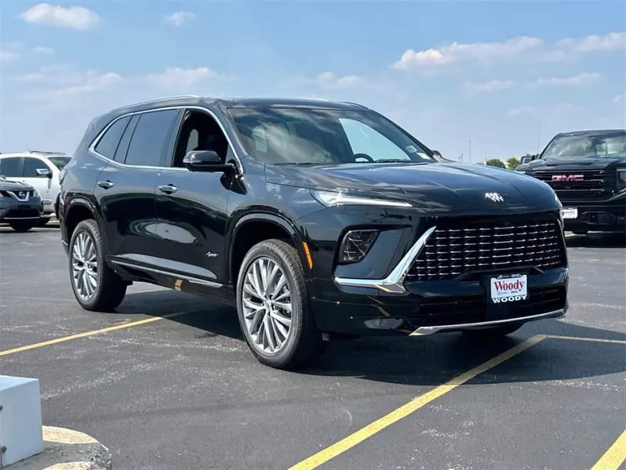 2026 Buick Enclave Avenir photo 1