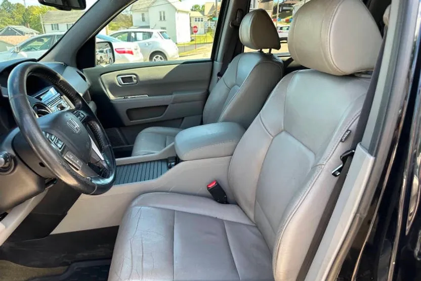 2014 Honda Pilot EX-L photo 1