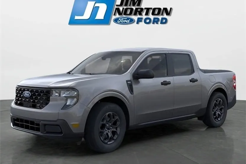2025 Ford Maverick XLT photo 1
