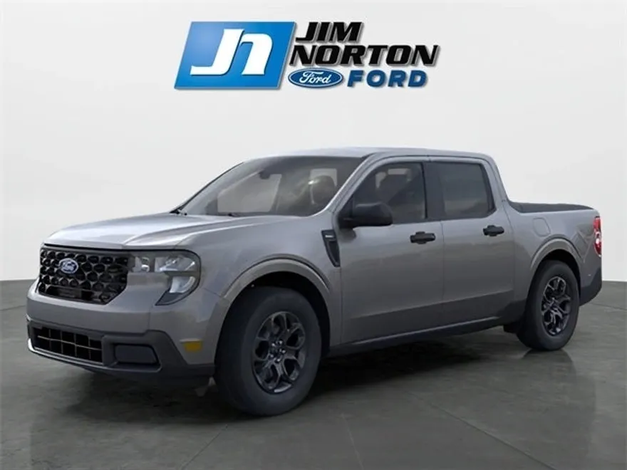 2025 Ford Maverick XLT photo 1