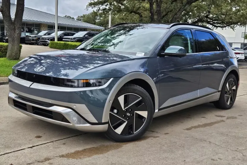 2025 Hyundai Ioniq 5 Limited photo 1