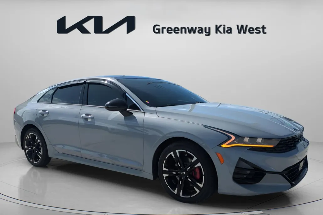 2021 Kia K5 GT-Line photo 1