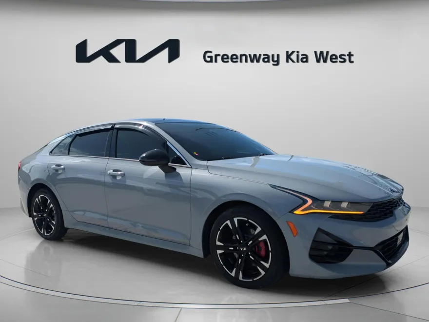 2021 Kia K5 GT-Line photo 1