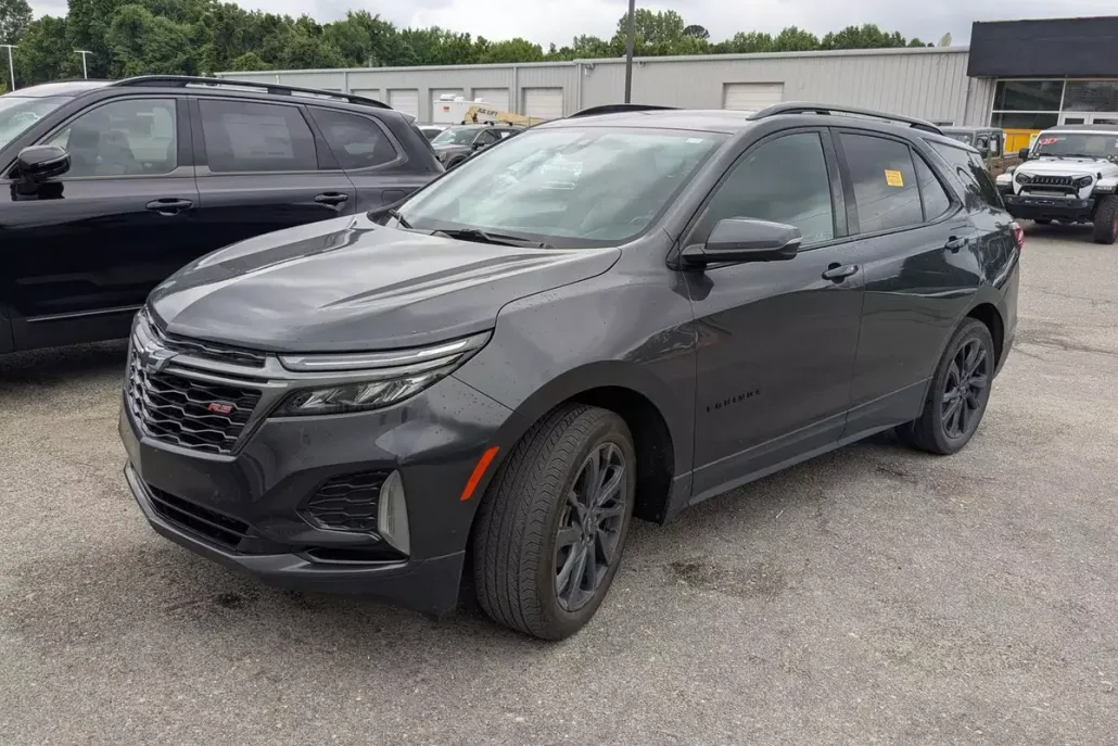 2022 Chevrolet Equinox RS photo 1