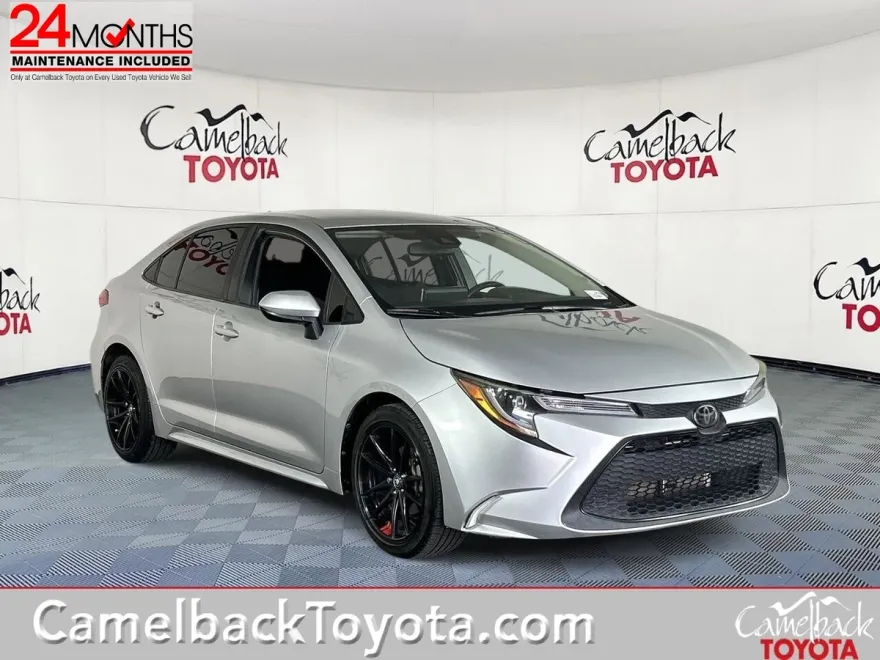2020 Toyota Corolla LE photo 1