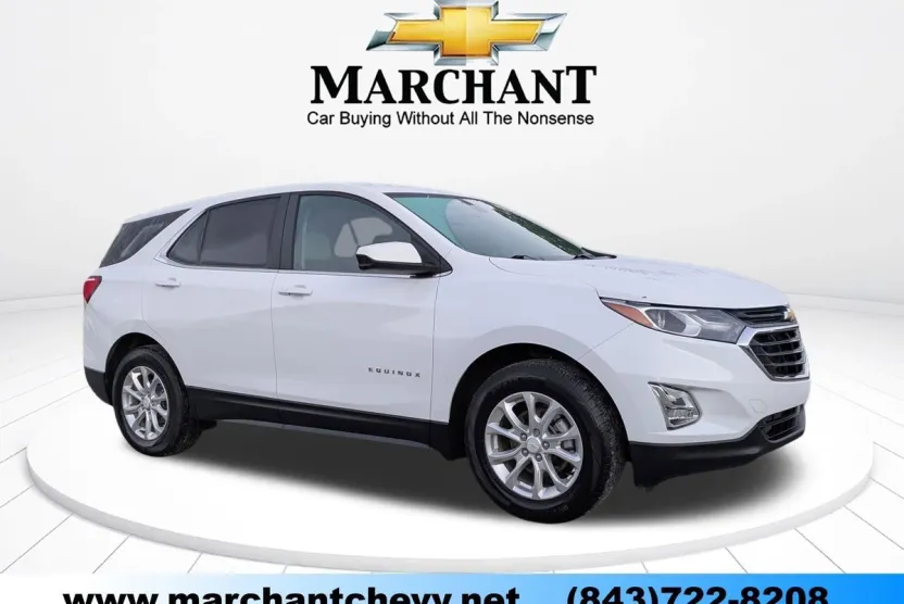 2021 Chevrolet Equinox LT photo 1