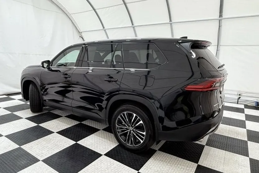 2025 Toyota Grand Highlander Hybrid MAX Limited photo 1
