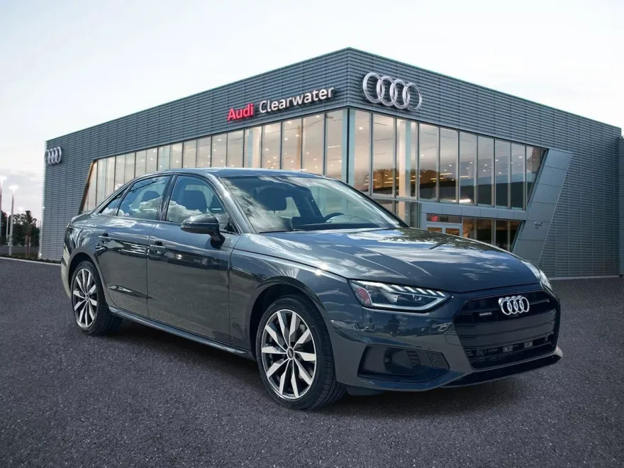 2022 Audi A4 Premium Plus 40 TFSI Quattro photo 1