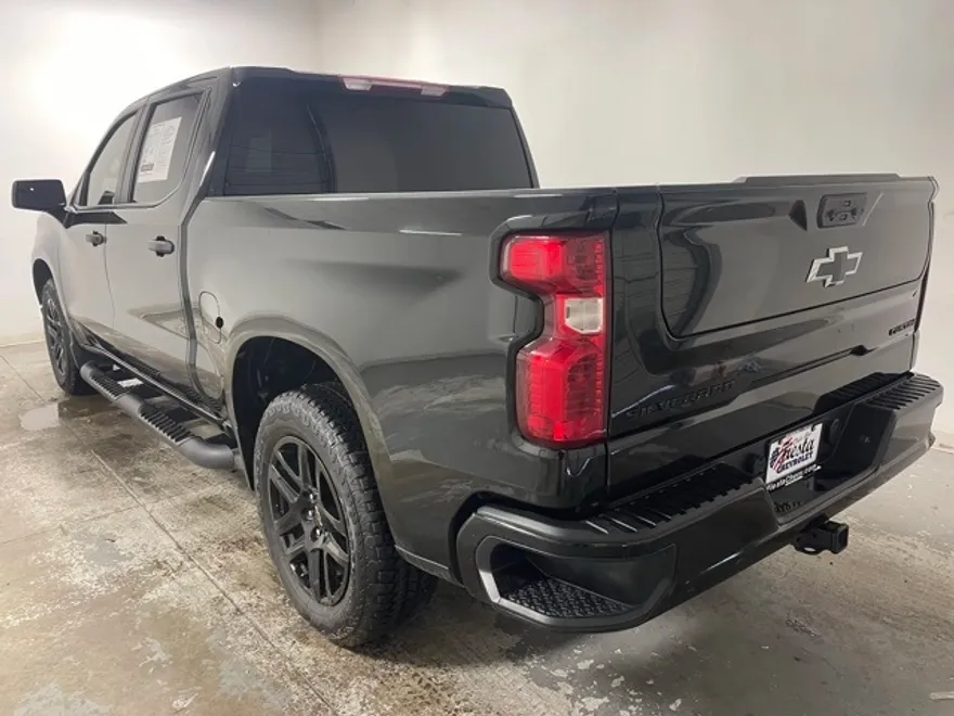 2024 Chevrolet Silverado 1500 Custom photo 1