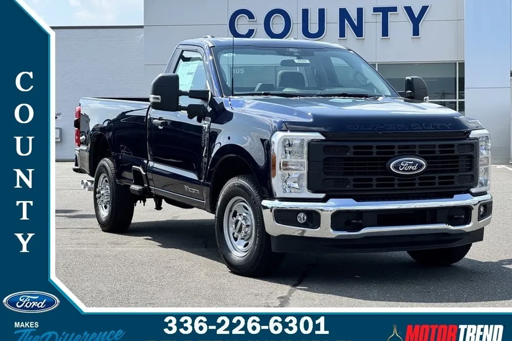 2025 Ford F-350 XL photo 1