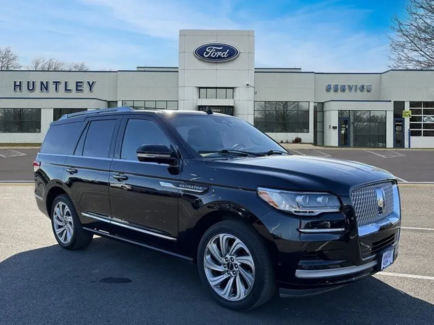 2023 Lincoln Navigator Reserve photo 1