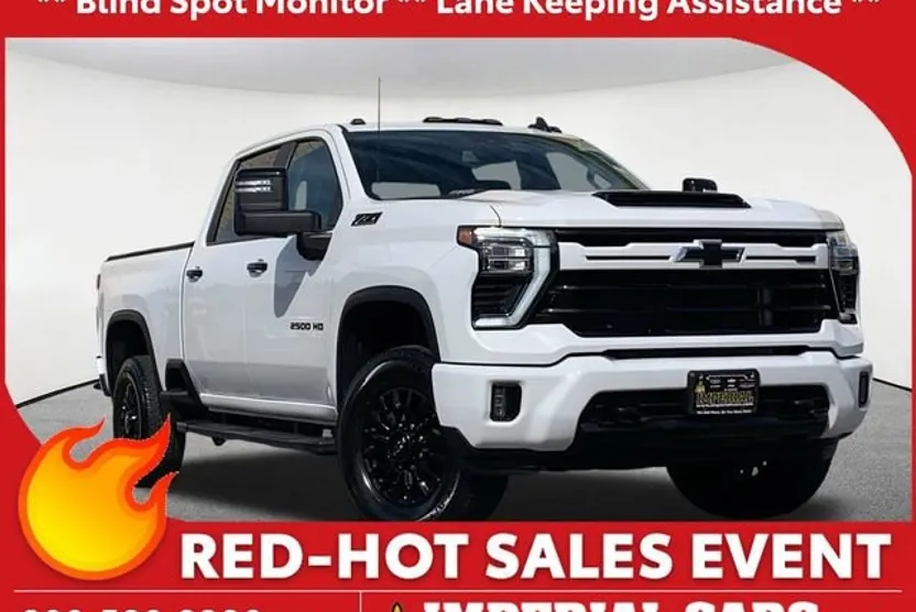 2024 Chevrolet Silverado 2500HD LT photo 1