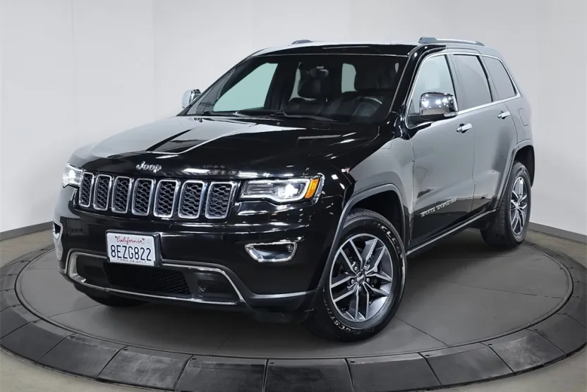 2017 Jeep Grand Cherokee Limited photo 1
