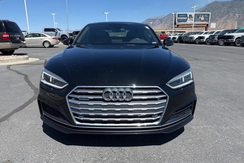 2018 Audi A5 Premium Plus photo 1